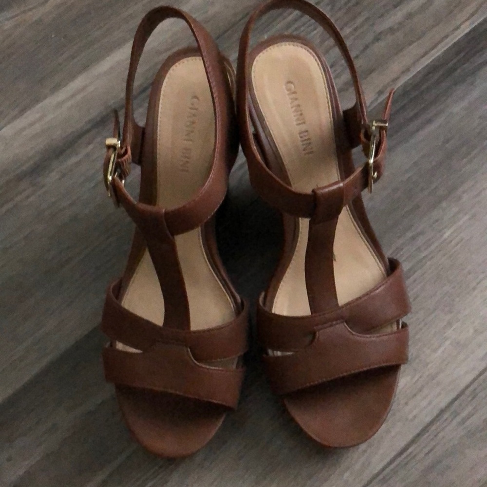 Gianni Bini wedges 👠